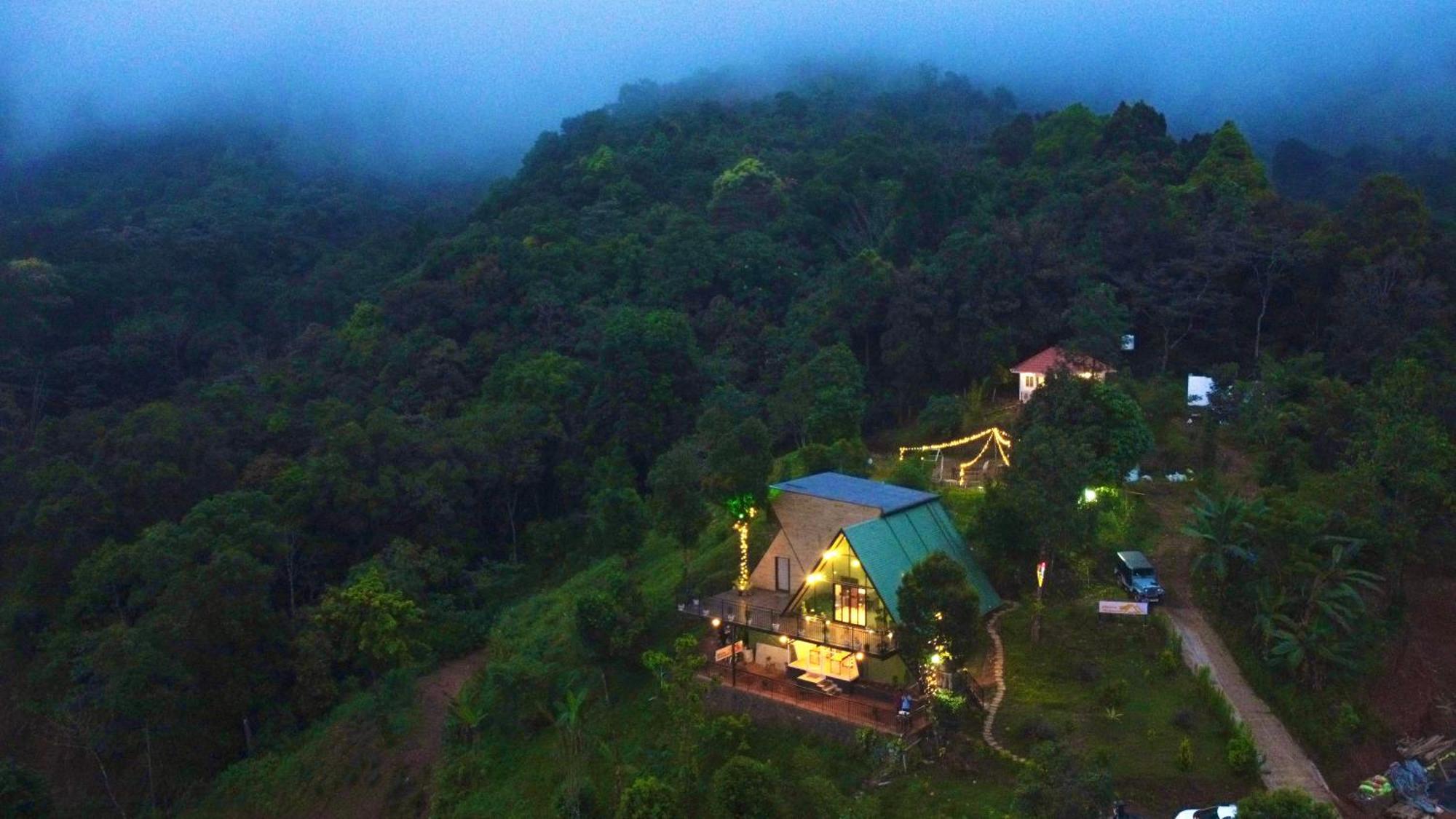 Bed and Breakfast Misty Hideout Kakkadampoyil Zewnętrze zdjęcie